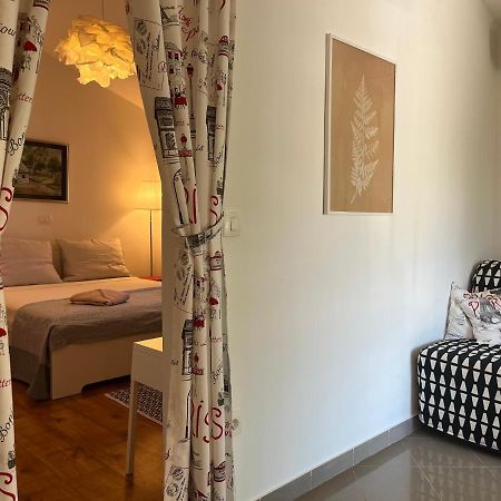 Apartment Cozy&Quiet Rovigno Esterno foto